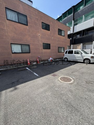 【駐車場】 | シャルル四条畷駅前