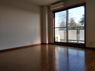 【居間・リビング】 | アークハイツ