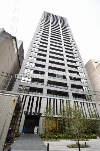 クレヴィアタワー御堂筋本町の外観