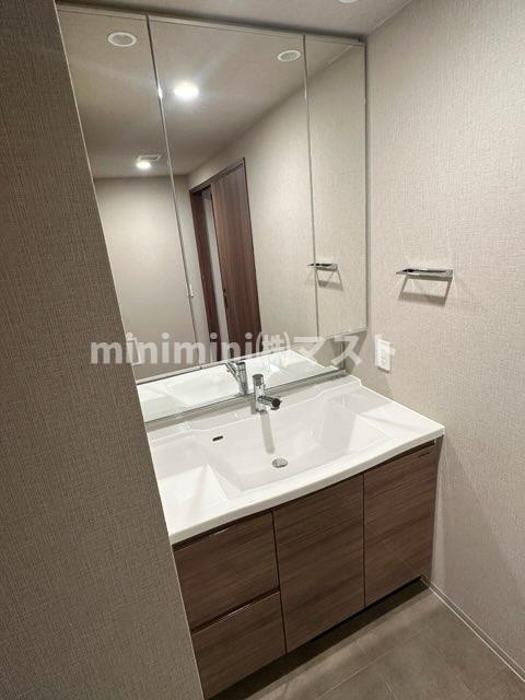 クレヴィアタワー御堂筋本町の洗面所|※建物内別間取参考写真