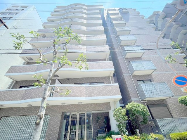 エミネンス新大阪の外観