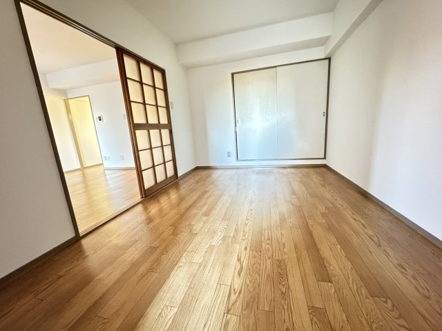 ハーバーグランドハイツ杉浦の洋室