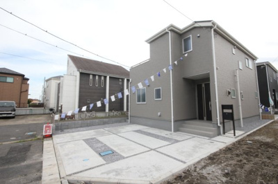 【外観】 | 彦倉全3棟1号棟 | 並列駐車可能