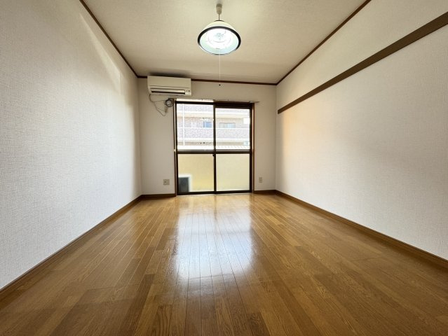 ディアコートＮの居間・リビング