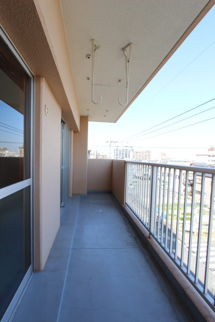 第５グランドハイツ服部のバルコニー