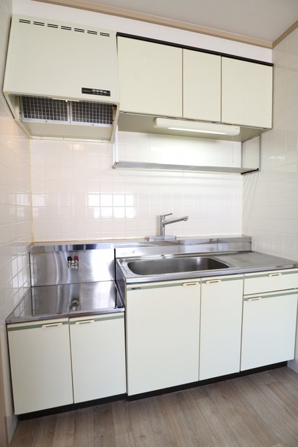 第５グランドハイツ服部のキッチン