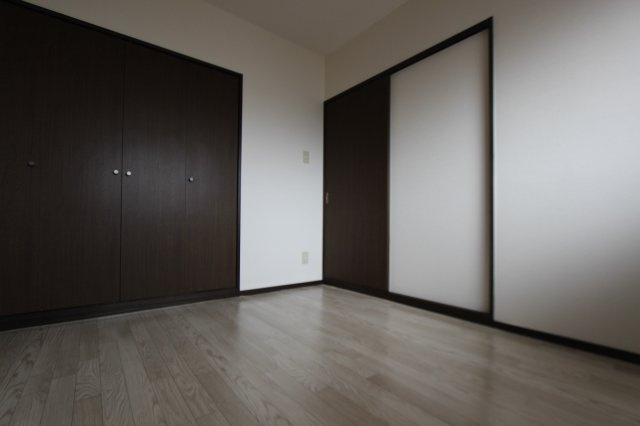 陽明ハイツの居間・リビング