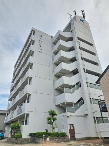 本宮ハイツ山田の外観