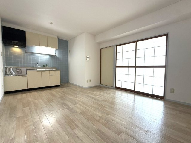 本宮ハイツ山田の居間・リビング