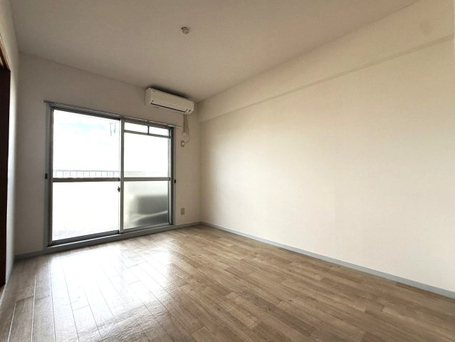 本宮ハイツ山田の居間・リビング