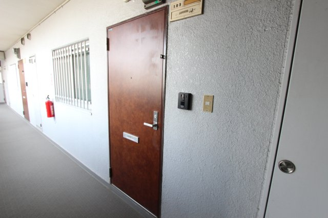 レジデンス光和Ⅱの玄関