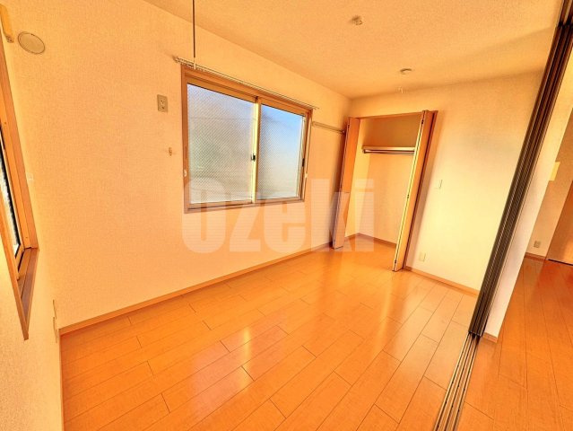 グランシエルの寝室|※間取り反転、別部屋のもの