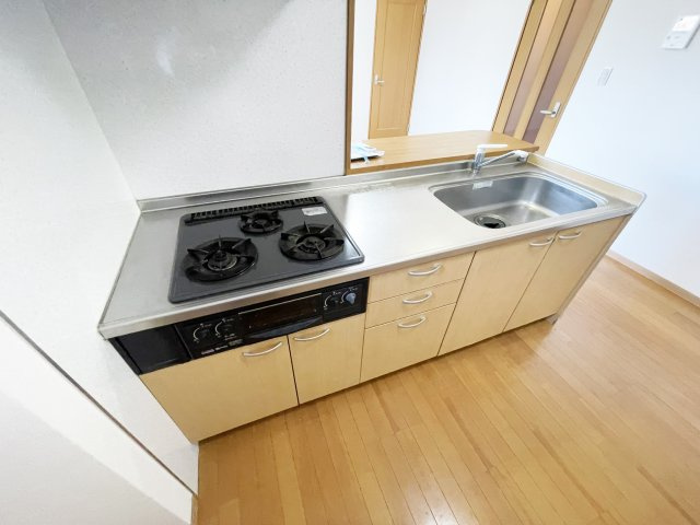 プレステージ八万Aのキッチン