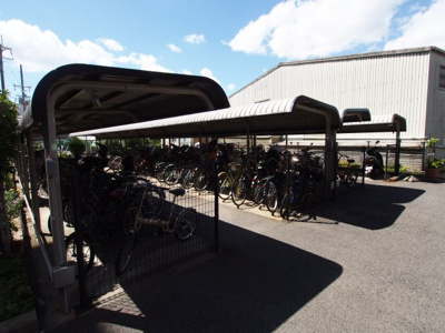 【その他共用部分】 | ボナージュ石橋 | 駐輪場