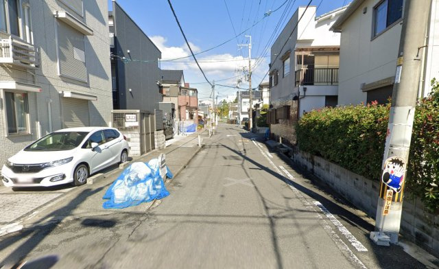 パレブロンの周辺