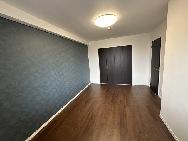 APAガーデンコート鳳西町壱番館の洋室