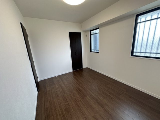 APAガーデンコート鳳西町壱番館の洋室