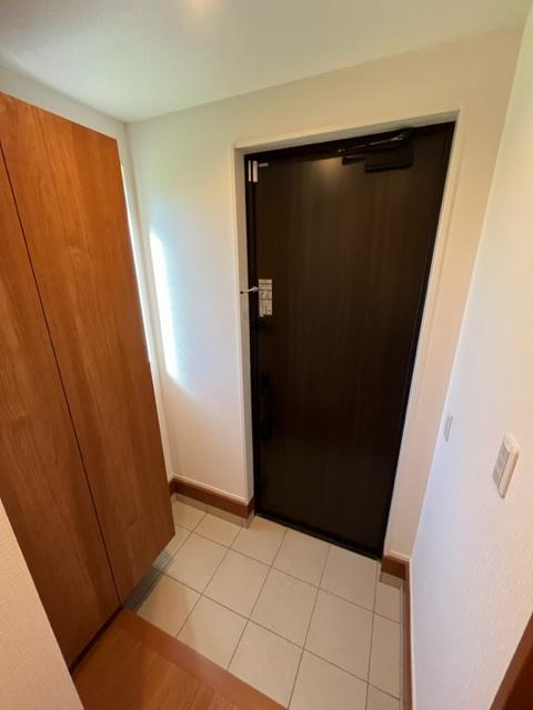 Kolet府中白糸台の玄関