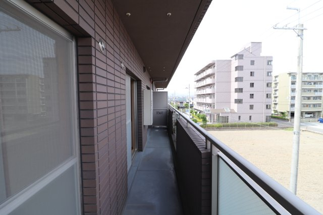 コート若園のバルコニー