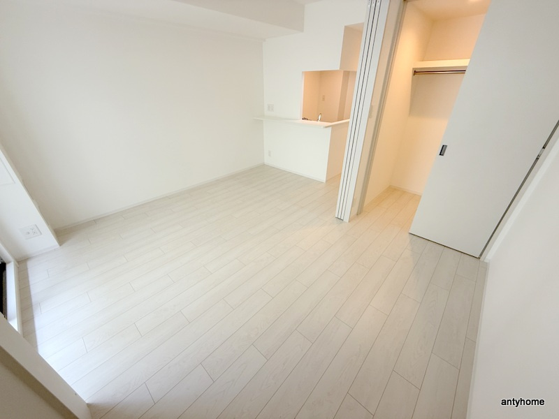 MAXIV CROS 江坂　仲介手数料の寝室