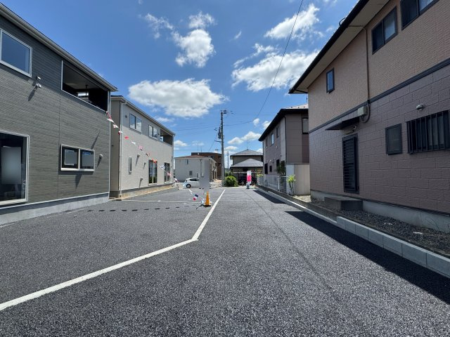 新築戸建・建売　郡山市安積町日出山第12　Cradle Garden　全3棟の前面道路含む現地写真