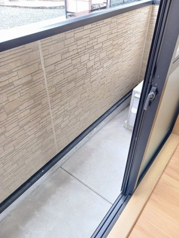カリーノのバルコニー|お洗濯にも便利なバルコニー付き