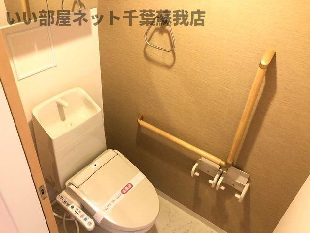 ユニヴァリィ　ミラドールＢのトイレ|ゆったりとした空間のトイレです