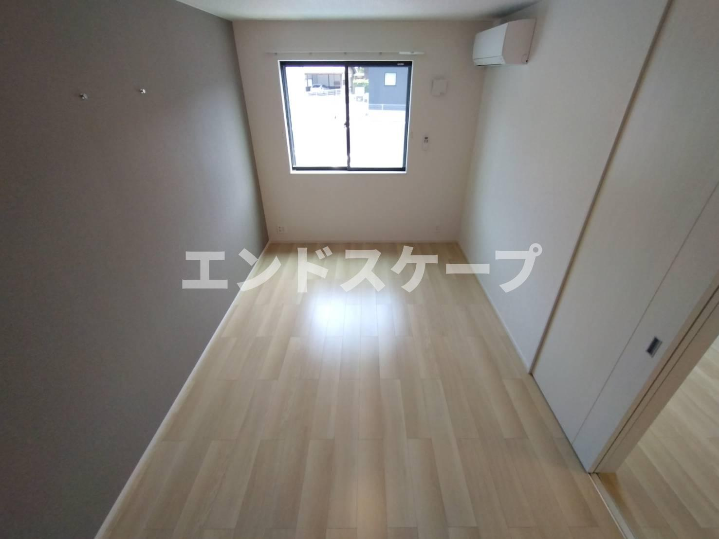 モンテリザイア藤岡　Ⅱの居間・リビング|高崎、前橋のお部屋探しはエンドスケープまで！お客様の理想お聞かせ下さい♪