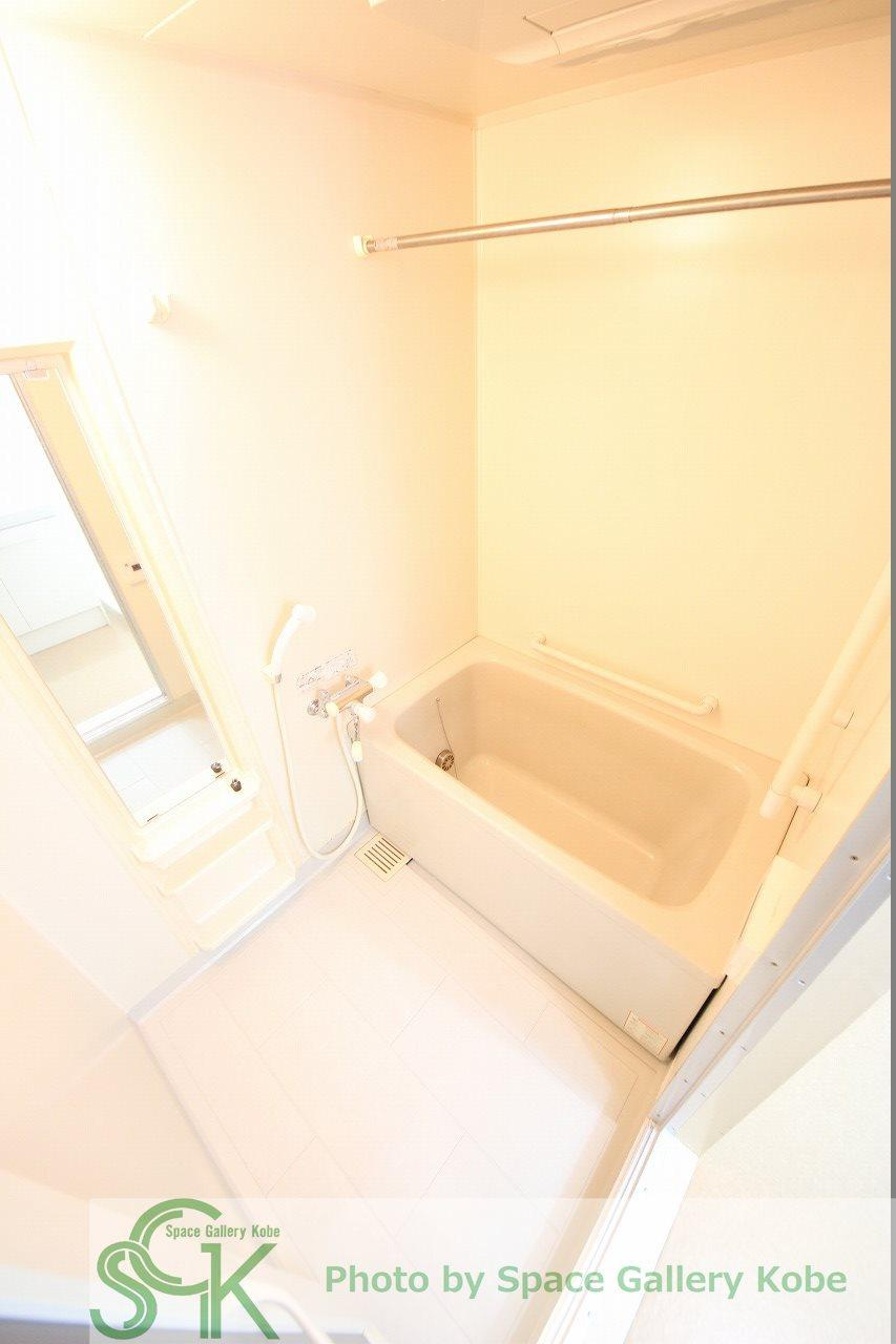プラザハイツ二ツ屋　G棟の浴室|※お部屋により仕様が異なる可能性があります。