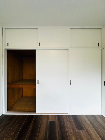 エード白川の収納