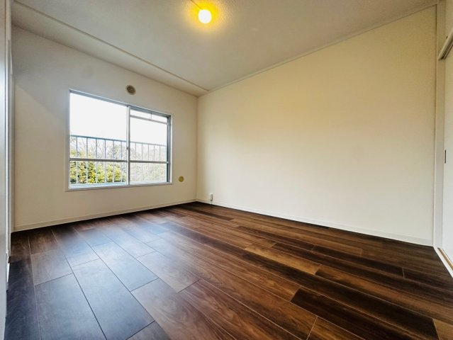 エード白川の寝室