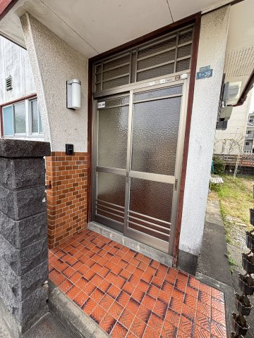 東大淀1丁目　中古戸建のエントランス