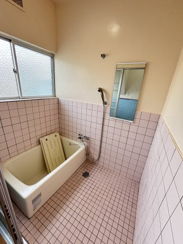 東大淀1丁目　中古戸建の浴室