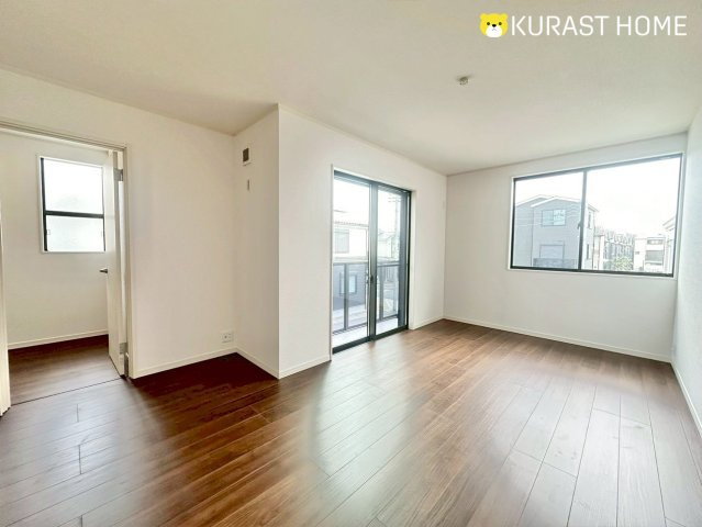 京都市伏見区久我御旅町　新築戸建の洋室