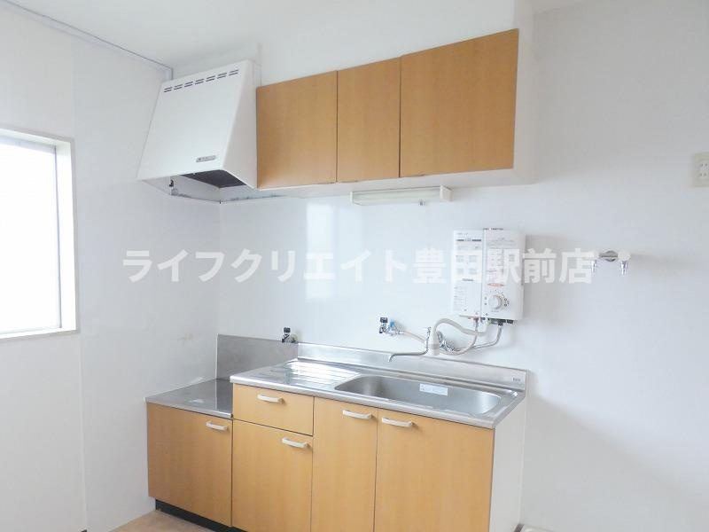 青空と川音のテラス（旧落合マンション）のキッチン