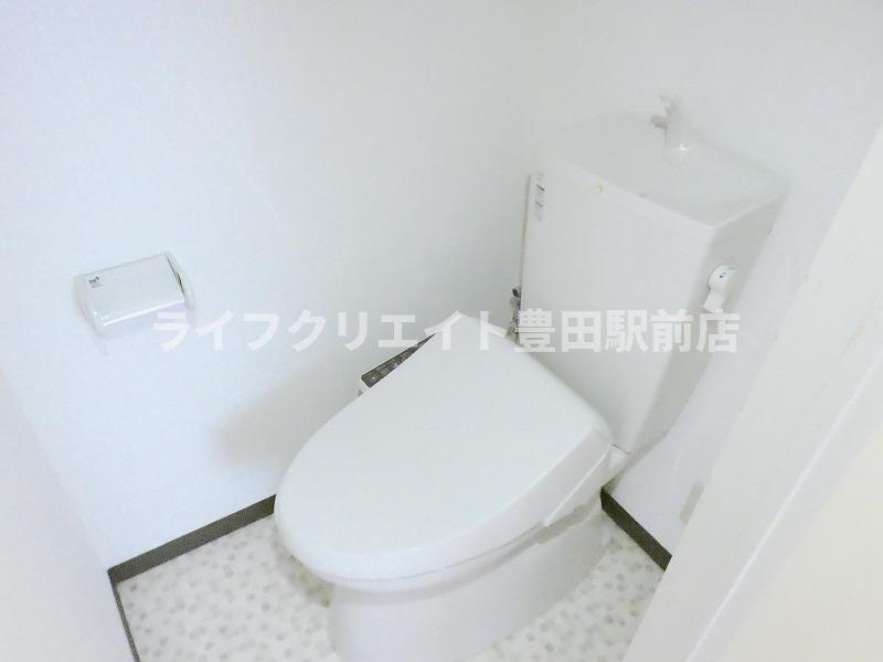 青空と川音のテラス（旧落合マンション）のトイレ