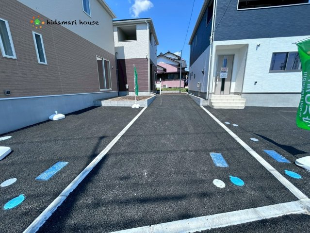 上尾市上尾下　第1　新築戸建　クレイドルガーデン02の駐車場