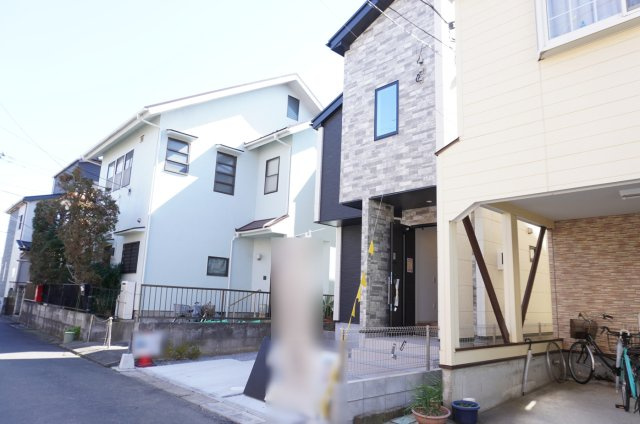 草加市氷川町 新築分譲住宅の外観