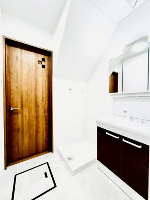 【洗面所】 | 鶴見区鶴見１丁目中古戸建