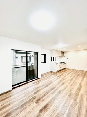 【居間・リビング】 | 鶴見区鶴見１丁目中古戸建