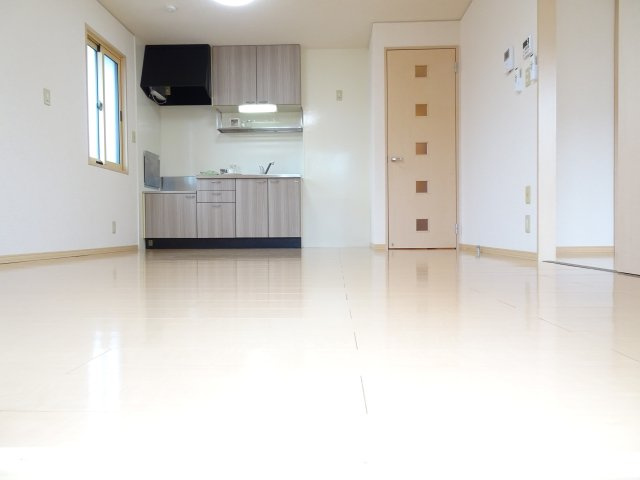 ナホトカ静里 Bの居間・リビング|イメージ写真