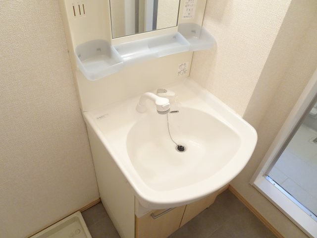 ナホトカ静里 Bの独立洗面台|イメージ写真