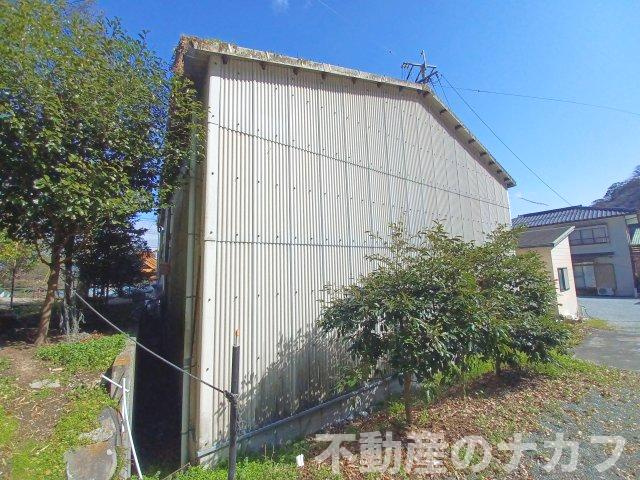 宇土市住吉町の倉庫の外観