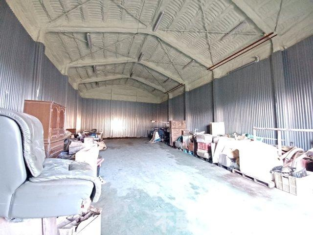 宇土市住吉町の倉庫の内装