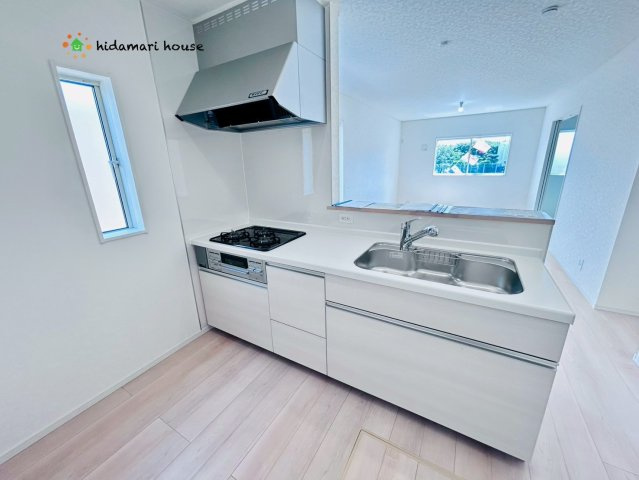 上尾市上尾下　第1　新築戸建　クレイドルガーデン04のキッチン