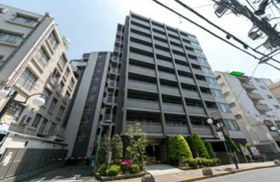 【外観】 | i-Suite HigashiNakan | 鉄筋コンクリート造のがっちりとした建物。