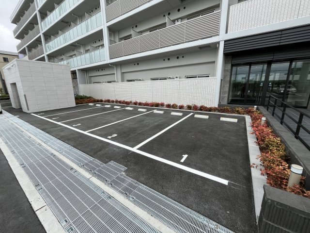 【駐車場】MAXIVCROS江坂