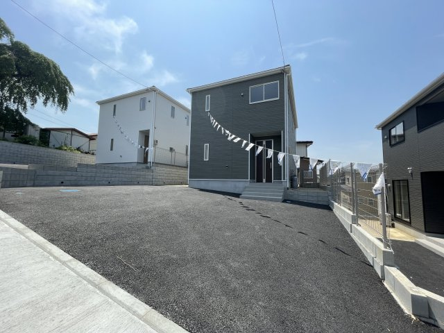 新築戸建・建売　須賀川市並木第4　Cradle Garden　全4棟の駐車場