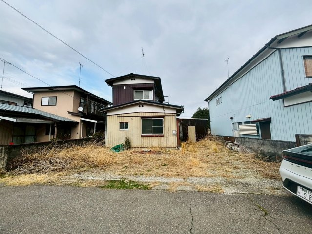 那須塩原市原町　中古物件の駐車場|駐車3台可能