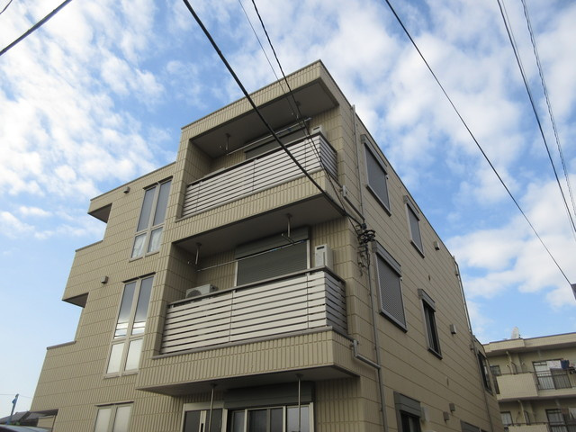 Ｒａｆｆｉｎｅ　Ｌｏｇｅｍｅｎｔ